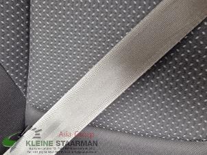 Usados Cinturón de seguridad derecha detrás Hyundai i30 (FD) 1.4 CVVT 16V Precio de solicitud ofrecido por Kleine Staarman B.V. Autodemontage