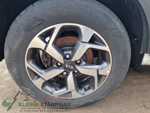 Used Wheel + tyre Kia Sportage (QL) 1.6 GDI 16V 4x2 Price on request offered by Kleine Staarman B.V. Autodemontage