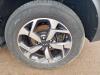 Wheel + tyre from a Kia Sportage (QL) 1.6 GDI 16V 4x2 2020