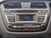 Reproductor de CD y radio de un Hyundai i20 (GBB), 2014 / 2020 1.2i 16V, Hatchback, Gasolina, 1.248cc, 62kW (84pk), FWD, G4LA, 2014-11 / 2020-08, GBB5P1; GBB5P2 2017