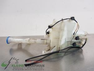 Used Front windscreen washer reservoir Suzuki Vitara (LY/MY) 1.4 S Turbo 16V Price on request offered by Kleine Staarman B.V. Autodemontage