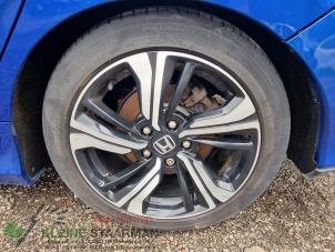 Used Wheel + tyre Honda Civic (FK6/7/8/9) 1.0i VTEC Turbo 12V Price on request offered by Kleine Staarman B.V. Autodemontage