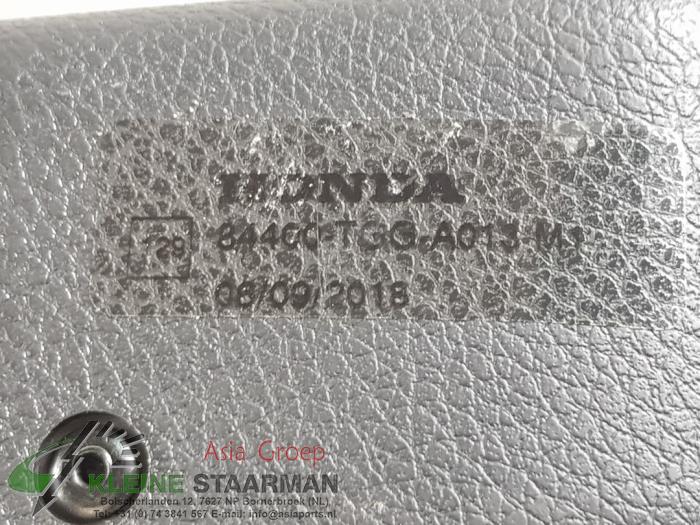 Parcel shelf from a Honda Civic (FK6/7/8/9) 1.0i VTEC Turbo 12V 2018
