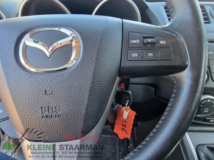 Ignition lock + computer from a Mazda 5 (CWA9) 2.0i 16V 2011