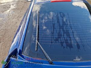 Used Rear wiper arm Toyota Celica (ZZT230/231) 1.8 16V VVTL-i TS Price on request offered by Kleine Staarman B.V. Autodemontage