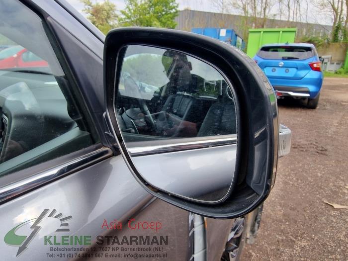 Außenspiegel rechts van een Mitsubishi Outlander (GF/GG) 2.0 16V PHEV 4x4 2016