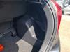 Tapizado de maletero derecha de un Toyota Yaris II (P9), 2005 / 2014 1.33 16V Dual VVT-I, Hatchback, Gasolina, 1.329cc, 74kW (101pk), FWD, 1NRFE, 2008-11 / 2011-12, NSP90 2010