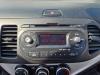 Radio CD player from a Kia Picanto (TA), 2011 / 2017 1.2 16V, Hatchback, Petrol, 1.248cc, 63kW (86pk), FWD, G4LA5, 2011-09 / 2017-03, TAF4P3; TAF4P4; TAF5P3; TAF5P4; TAF5P7 2012
