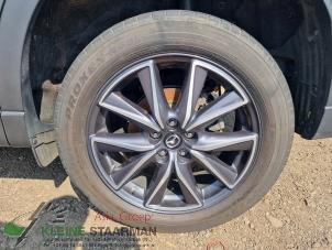 Gebrauchte Felge + Reifen Mazda CX-5 (KF) 2.0 SkyActiv-G 165 16V 2WD Preis auf Anfrage angeboten von Kleine Staarman B.V. Autodemontage