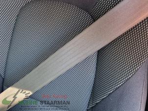 Usados Cinturón de seguridad derecha delante Mazda MX-5 (NB18/35/8C) 1.6i 16V Precio de solicitud ofrecido por Kleine Staarman B.V. Autodemontage