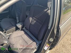 Gebrauchte Sitz links Toyota Corolla Wagon (E12) 1.6 16V VVT-i Preis auf Anfrage angeboten von Kleine Staarman B.V. Autodemontage