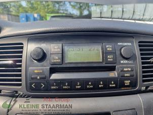 Używane Radioodtwarzacz CD Toyota Corolla Wagon (E12) 1.6 16V VVT-i Cena na żądanie oferowane przez Kleine Staarman B.V. Autodemontage