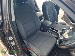 Gebrauchte Sitz rechts Kia Sportage (QL) 1.7 CRDi 115 16V 4x2 Preis auf Anfrage angeboten von Kleine Staarman B.V. Autodemontage