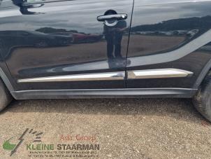 Used Side skirt, left Suzuki Vitara (LY/MY) 1.0 Booster Jet Turbo 12V Price on request offered by Kleine Staarman B.V. Autodemontage