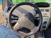 Toyota Yaris II (P9) 1.3 16V VVT-i Steering wheel