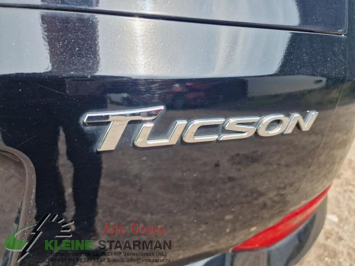 Amortiguador de gas derecha detrás de un Hyundai Tucson (TL) 1.7 CRDi 16V 2WD 2017
