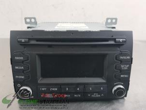 Used Radio CD player Kia Sportage (SL) 1.6 GDI 16V 4x2 Price on request offered by Kleine Staarman B.V. Autodemontage