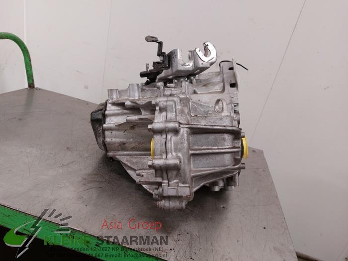 Gearbox from a Kia Picanto (JA) 1.0 T-GDI 12V 2021