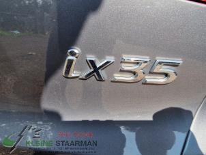 Used Rear upper wishbone, left Hyundai iX35 (LM) 1.6 GDI 16V Price on request offered by Kleine Staarman B.V. Autodemontage