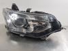Headlight, right from a Mitsubishi Outlander (GF/GG), 2012 2.0 16V PHEV 4x4, SUV, Electric Petrol, 1.998cc, 89kW (121pk), 4x4, 4B11, 2012-12, GGP2 2015