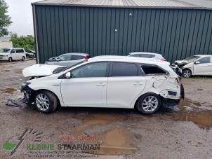 Used Central strip, left Toyota Auris Touring Sports (E18) 1.8 16V Hybrid Price on request offered by Kleine Staarman B.V. Autodemontage