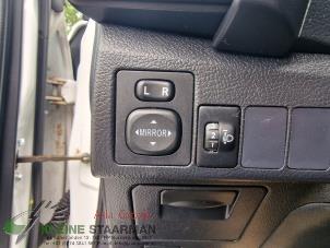 Usados Interruptor de retrovisor Toyota Auris Touring Sports (E18) 1.8 16V Hybrid Precio de solicitud ofrecido por Kleine Staarman B.V. Autodemontage
