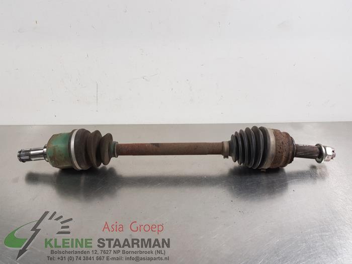 Front drive shaft, left from a Mitsubishi ASX 1.6 MIVEC 16V 2012