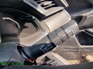 Używane Przelacznik wycieraczki Honda Civic (FK6/7/8/9) 1.0i VTEC Turbo 12V Cena na żądanie oferowane przez Kleine Staarman B.V. Autodemontage