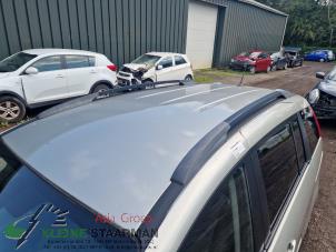 Gebrauchte Dachreling links Mazda 5 (CR19) 1.8i 16V Preis auf Anfrage angeboten von Kleine Staarman B.V. Autodemontage