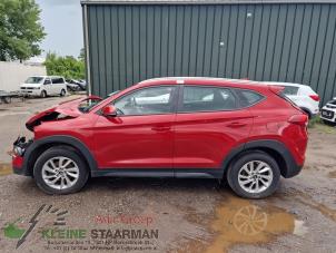 Used Box beam, left Hyundai Tucson (TL) 1.7 CRDi 16V 2WD Price on request offered by Kleine Staarman B.V. Autodemontage
