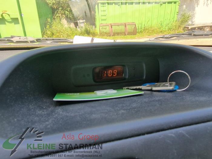 Reloj de un Suzuki Wagon-R+ (RB) 1.3 16V VVT 2005