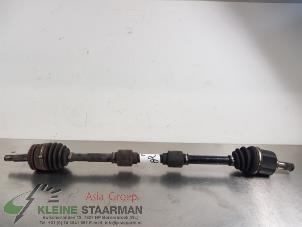 Used Front drive shaft, right Hyundai i40 CW (VFC) 2.0 GDI 16V Price on request offered by Kleine Staarman B.V. Autodemontage