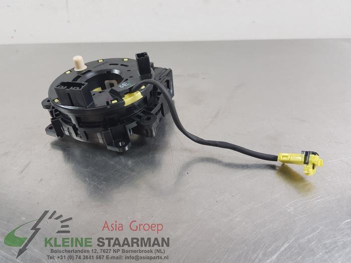 Airbag clock spring from a Nissan Micra (K13) 1.2 12V DIG-S 2016