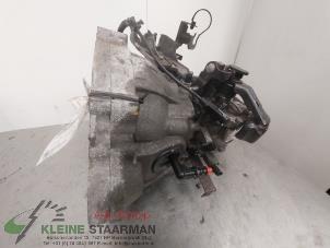 Used Gearbox Hyundai Tucson (TL) 1.7 CRDi 16V 2WD Price on request offered by Kleine Staarman B.V. Autodemontage