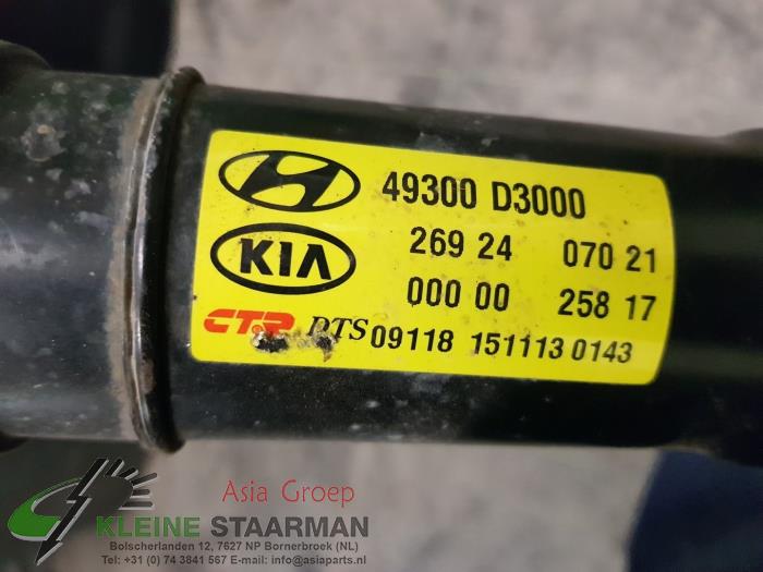 Intermediate shaft Kia Sportage 2.0 CRDi 136 16V VGT 4x4 49300D300