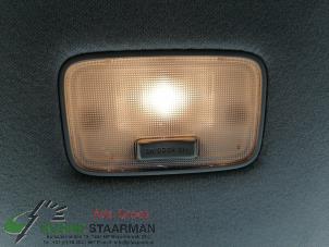 Gebrauchte Innenbeleuchtung hinten Hyundai i20 1.2i 16V Preis auf Anfrage angeboten von Kleine Staarman B.V. Autodemontage