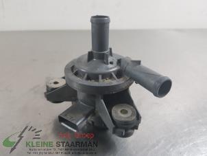 Used Additional water pump Lexus CT 200h 1.8 16V Price on request offered by Kleine Staarman B.V. Autodemontage