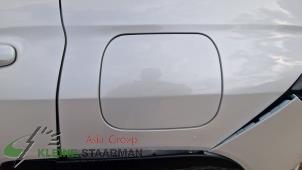 Gebrauchte Tankklappe Toyota Corolla Cross 2.0 VVT-i 16V Hybrid Preis auf Anfrage angeboten von Kleine Staarman B.V. Autodemontage