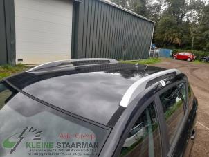 Used Roof rail, left Kia Cee'd Sporty Wagon (EDF) 1.6 CVVT 16V Price on request offered by Kleine Staarman B.V. Autodemontage