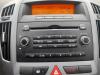 Radio CD player from a Kia Cee'd Sporty Wagon (EDF), 2007 / 2012 1.6 CVVT 16V, Combi/o, Petrol, 1.596cc, 93kW (126pk), FWD, G4FC, 2007-09 / 2009-09, EDF5P6 2008