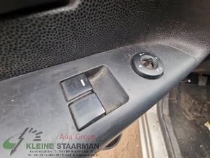 Used Electric window switch Kia Venga 1.4 CVVT 16V Price on request offered by Kleine Staarman B.V. Autodemontage