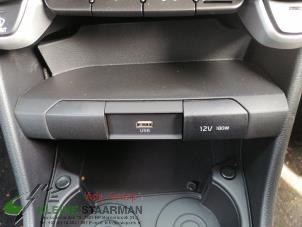 Gebrauchte AUX / USB-Anschluss Kia Picanto (JA) 1.0 12V Preis auf Anfrage angeboten von Kleine Staarman B.V. Autodemontage