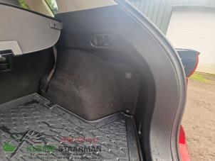 Używane Tapicerka pokrywy bagaznika prawa Mazda CX-5 (KF) 2.2 SkyActiv-D 175 16V 4WD Cena na żądanie oferowane przez Kleine Staarman B.V. Autodemontage