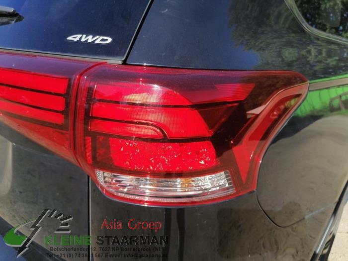 Taillight, right from a Mitsubishi Outlander (GF/GG) 2.0 16V 4x4 2019