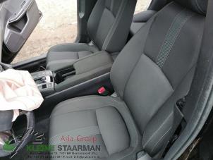 Gebrauchte Sitz links Honda Civic (FK6/7/8/9) 1.0i VTEC Turbo 12V Preis auf Anfrage angeboten von Kleine Staarman B.V. Autodemontage