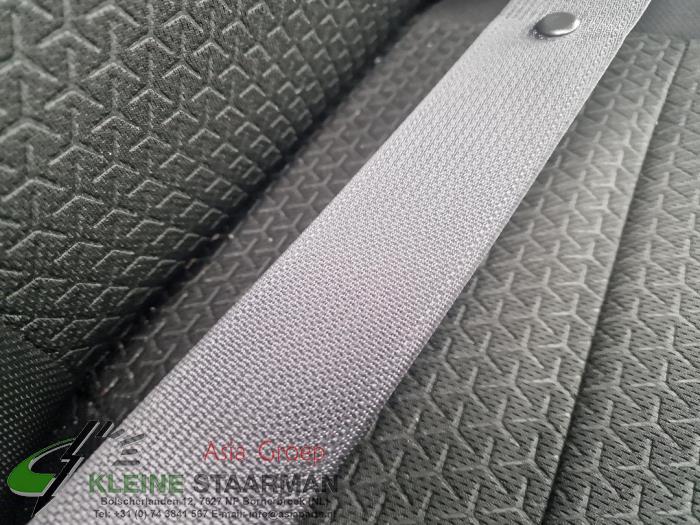 Rear seatbelt, left from a Suzuki Swift (ZC/ZD) 1.0 Booster Jet Turbo 12V 2018