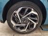 Hyundai i20 (BC3) 1.0 T-GDI 100 Mild Hybrid 48V 12V Wheel + tyre
