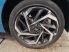 Wheel + tyre from a Hyundai i20 (BC3), 2020 1.0 T-GDI 100 Mild Hybrid 48V 12V, Hatchback, 4-dr, Electric Petrol, 998cc, 74kW (101pk), FWD, G3LF, 2020-08, B5P71 2022
