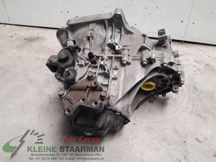 Gearbox Hyundai i20 1.4i 16V 4300032010 G4FA PG52