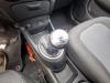 Botón de palanca de un Hyundai i20, 2008 / 2015 1.2i 16V, Hatchback, Gasolina, 1.248cc, 63kW (86pk), FWD, G4LA, 2012-03 / 2015-12, F5P7; F5P8 2014
